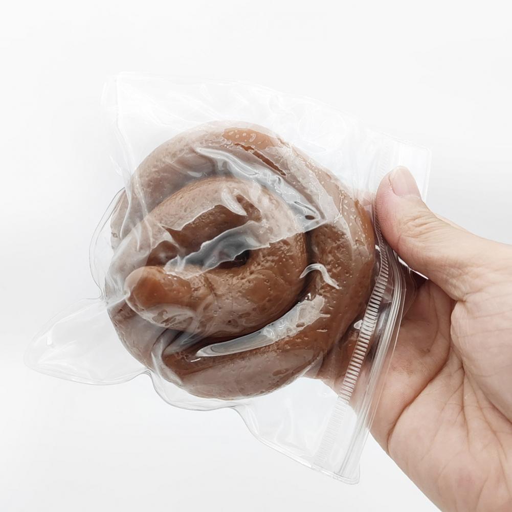 Fake Poop Gag Gift - Zacht, realistisch knuffelballetje in de vorm