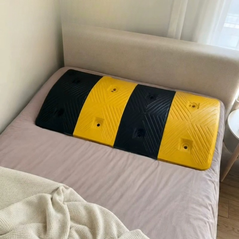 Grappig kussen in de vorm van  - Prank Toys recensie en prijs